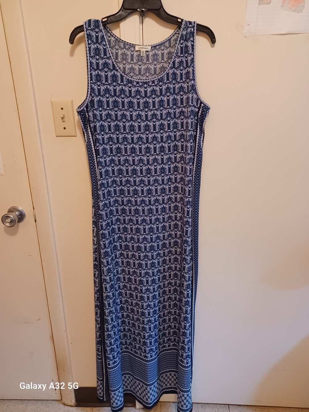 Sleeveless Blue Patterned Maxi Dress